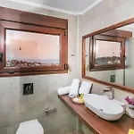Dikap Luxury Aparts דירה