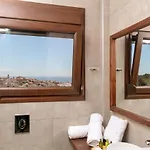 Dikap Luxury Aparts לימנריה